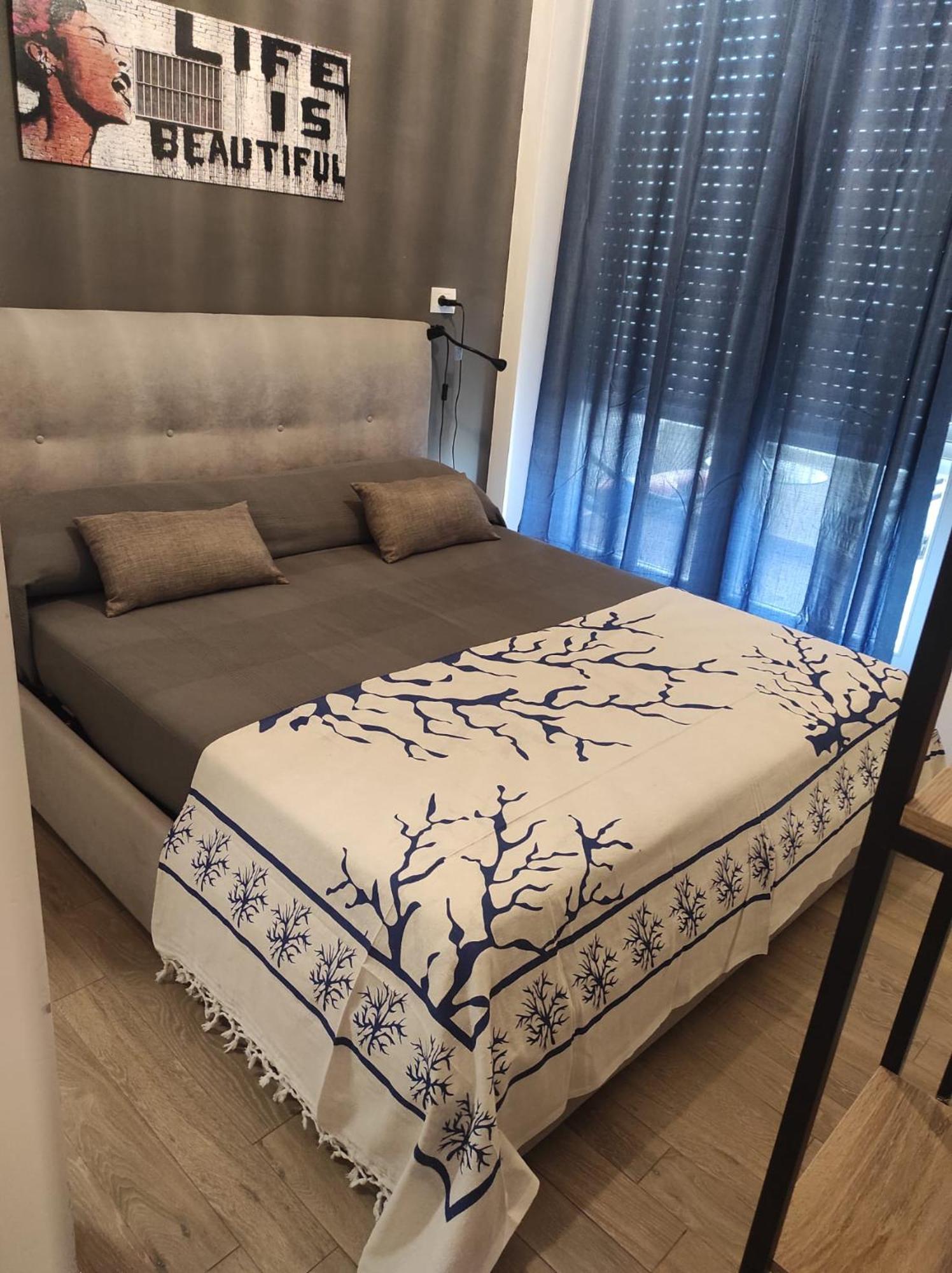 Michelangelo Airport Suite Room Фьюмичино Экстерьер фото